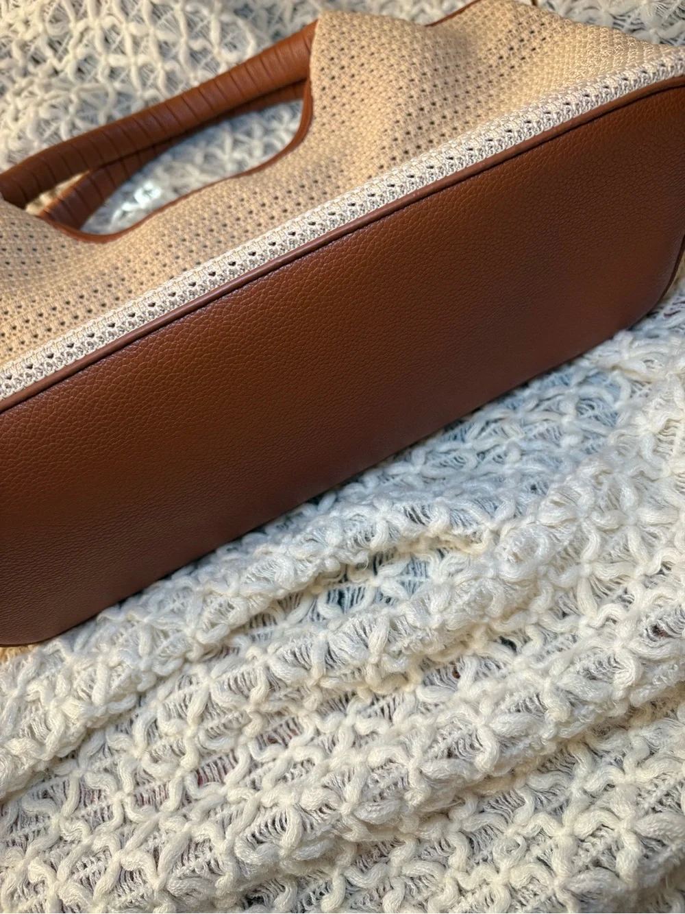 N/A tan woven